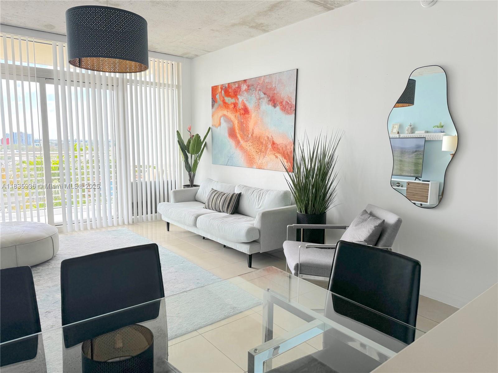 image Midblock Condominium13