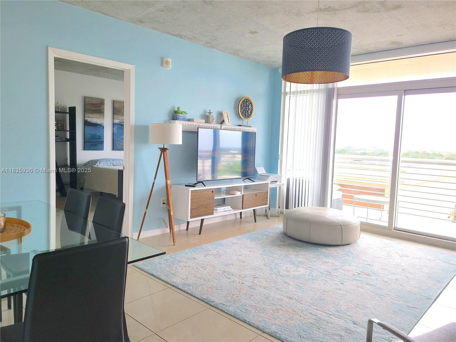 image Midblock Condominium14