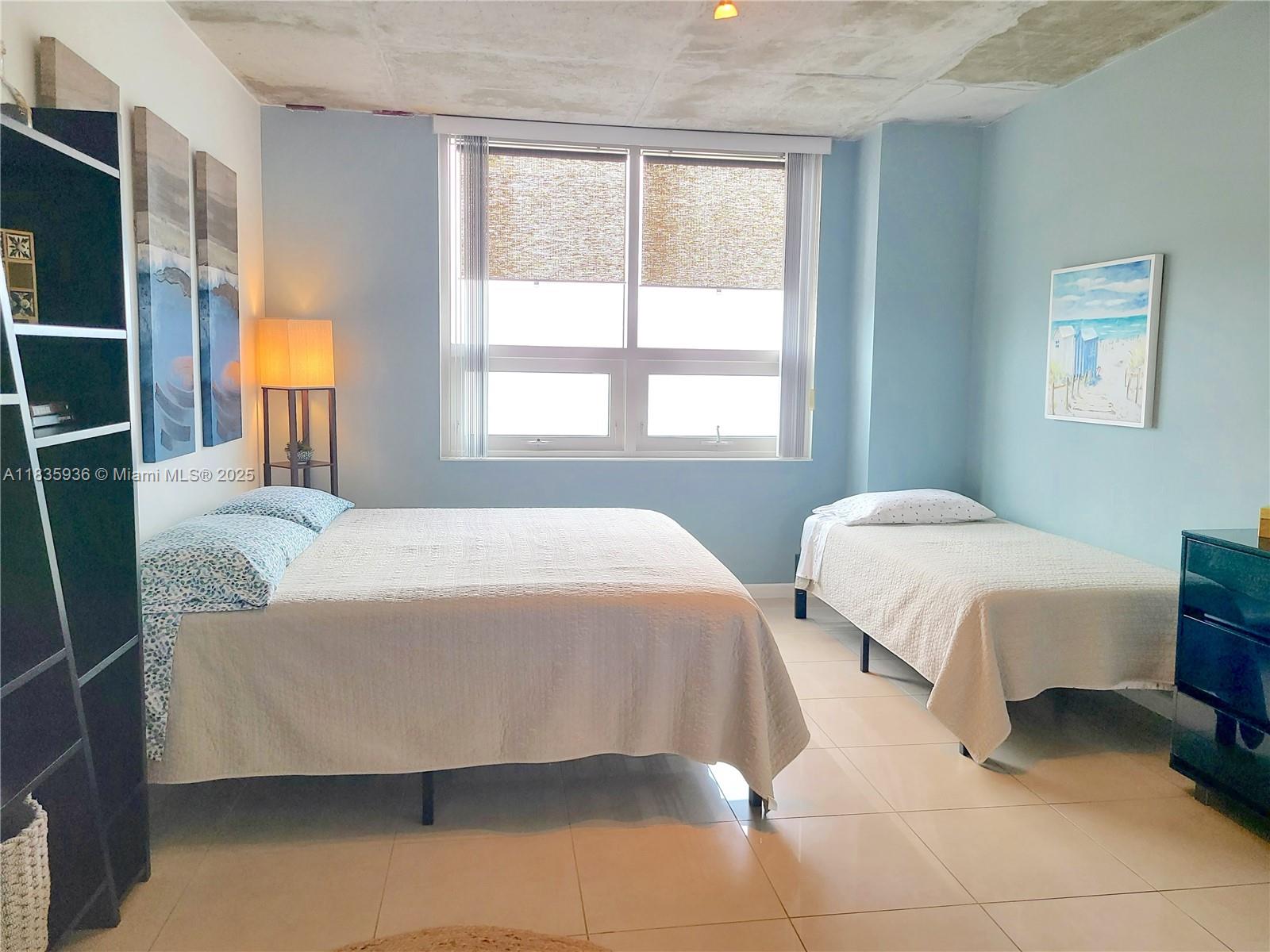 image Midblock Condominium19