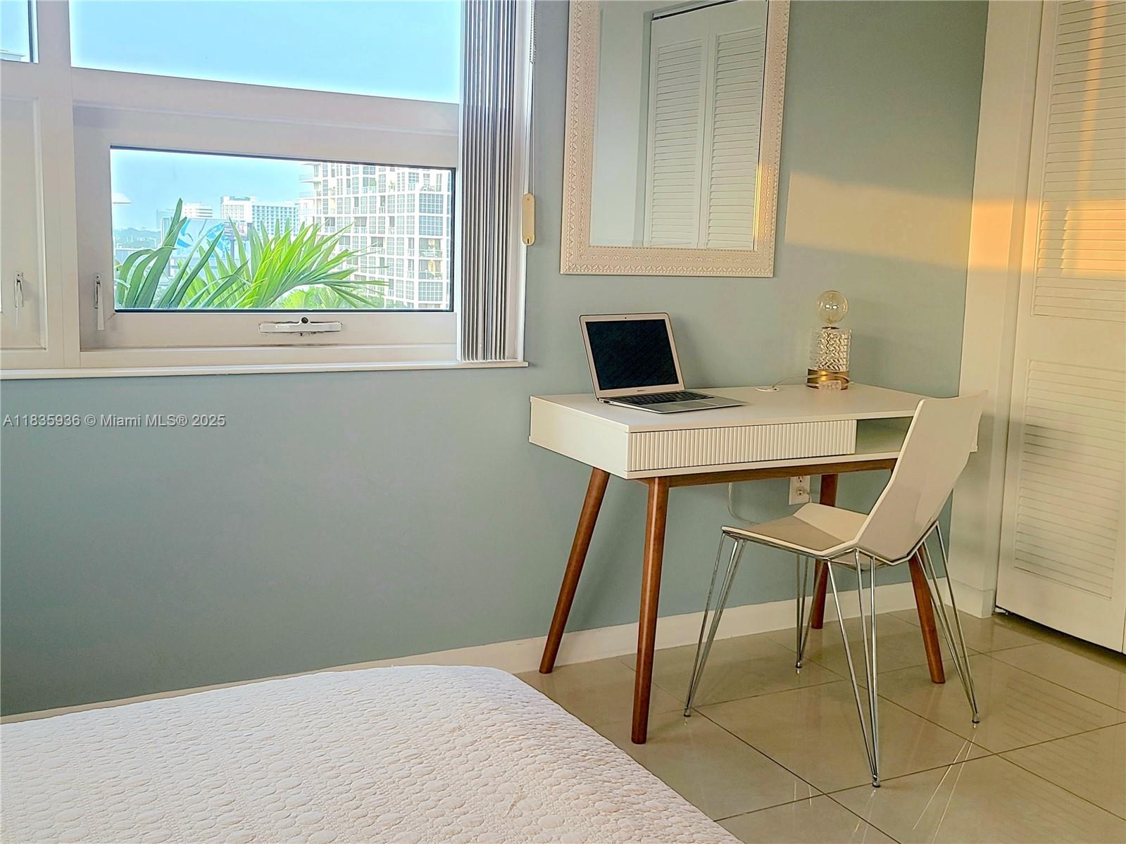 image Midblock Condominium26
