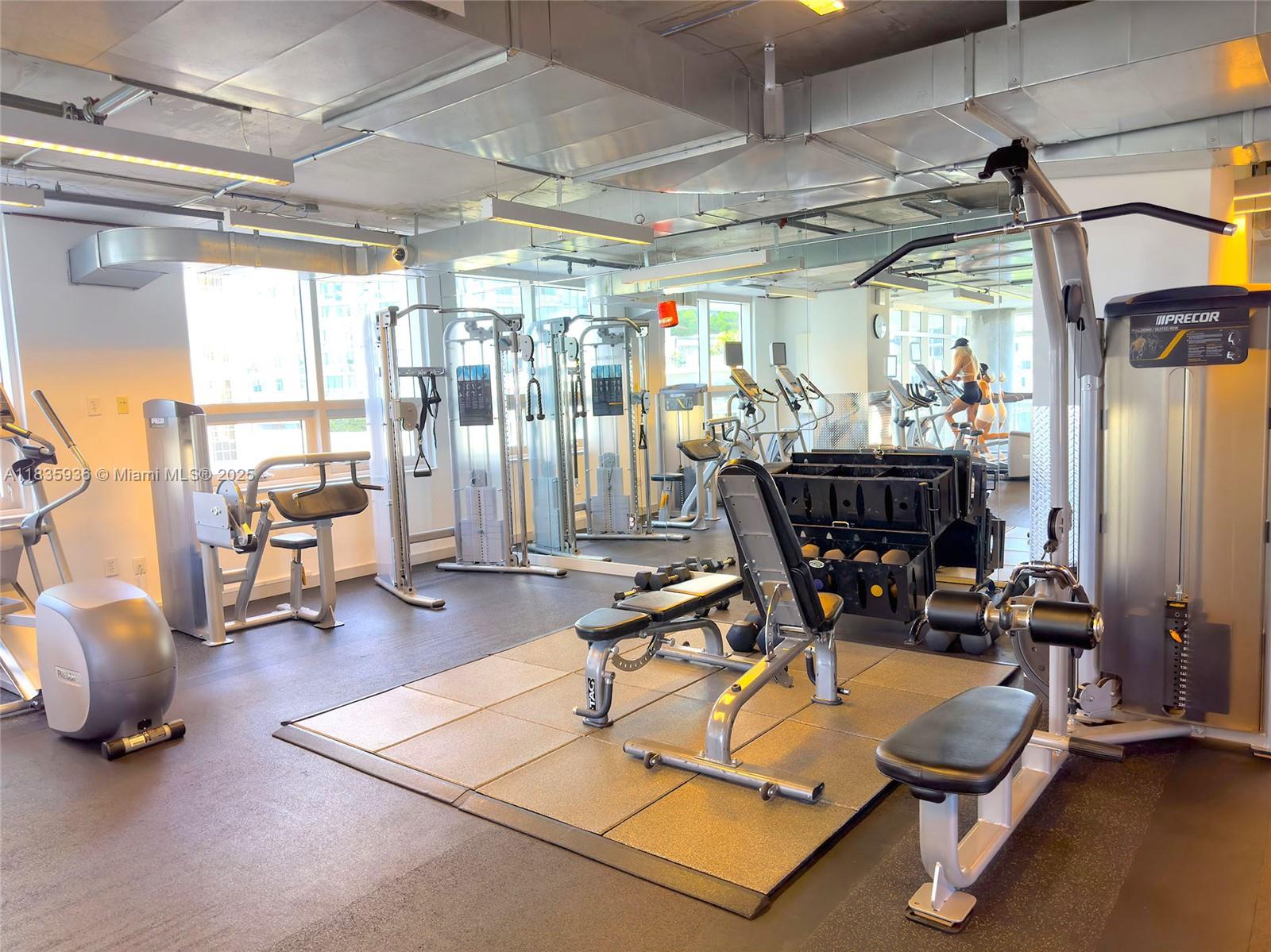 image Midblock Condominium28