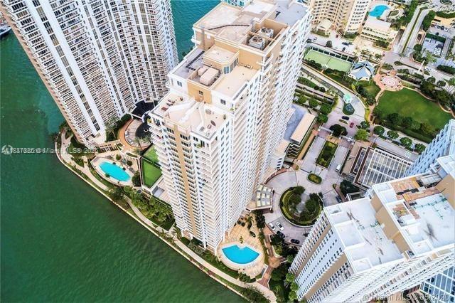 image Courts Brickell Key Condo30