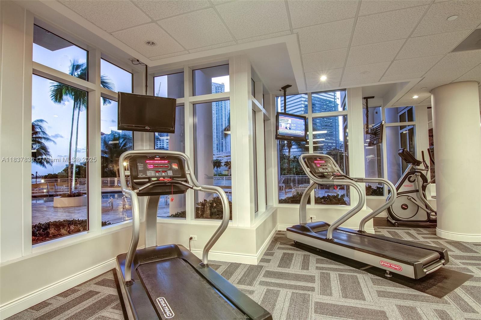 image Courts Brickell Key Condo38