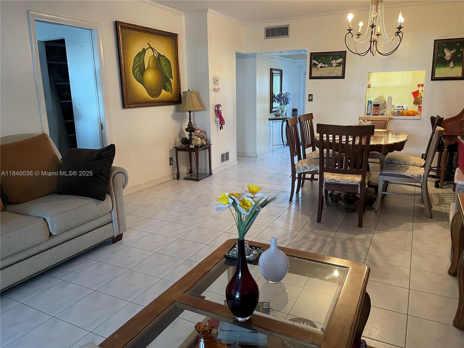 1015 Country Clb Dr #109