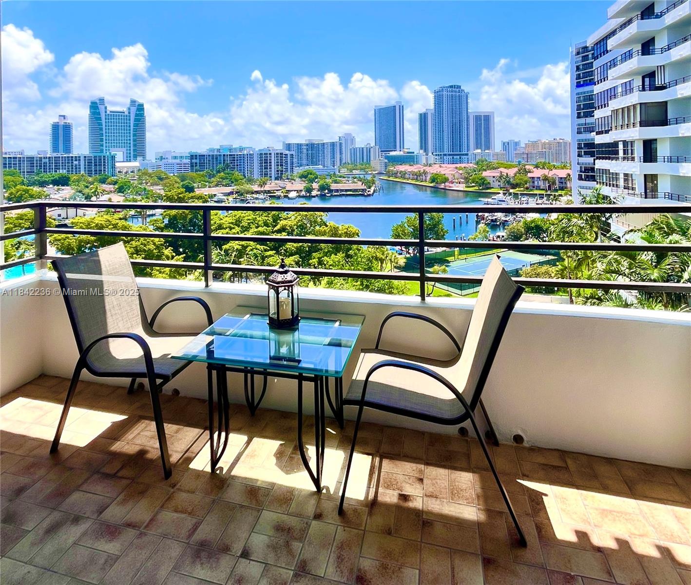 500 Three Iss Blvd #502