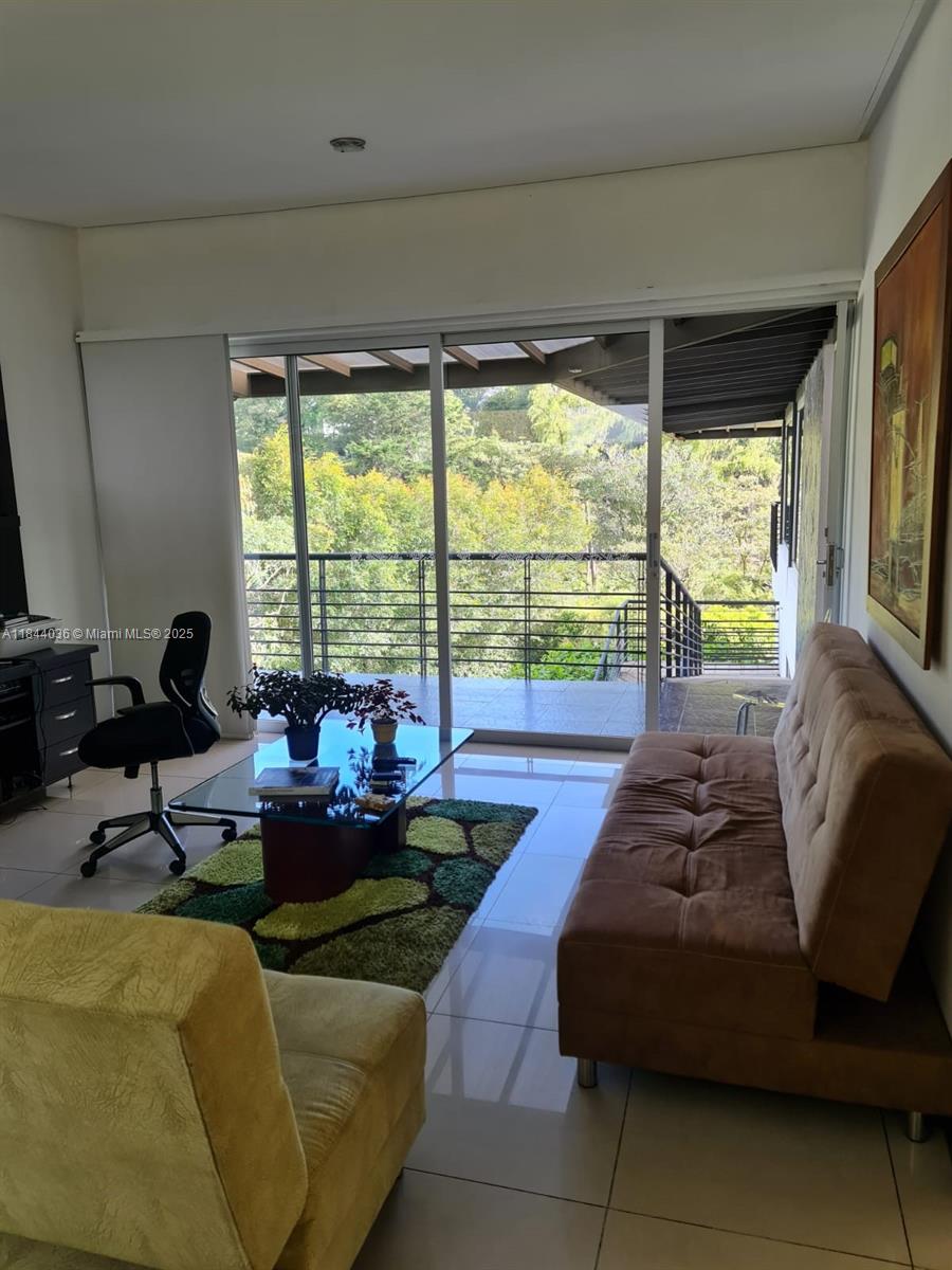 100 Finca La Cayeta Llanogrande Medellin Col 