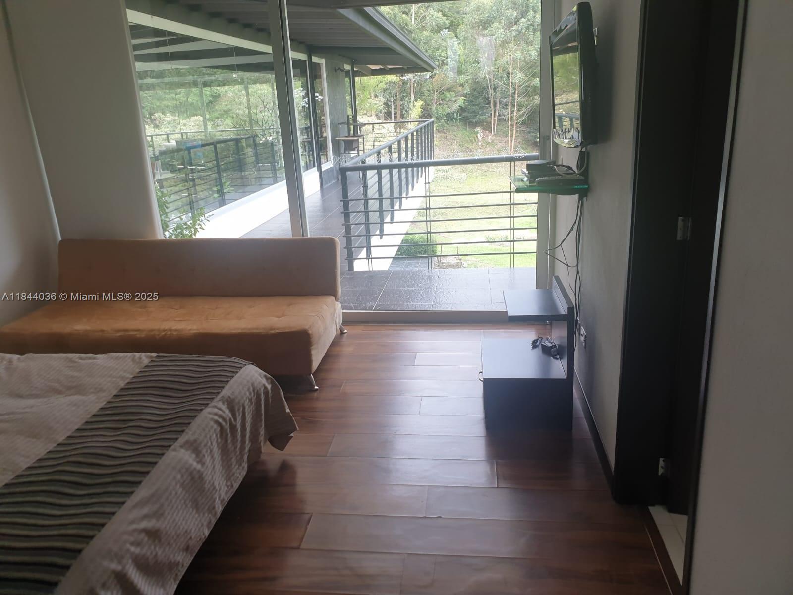 100 Finca La Cayeta Llanogrande Medellin Col 