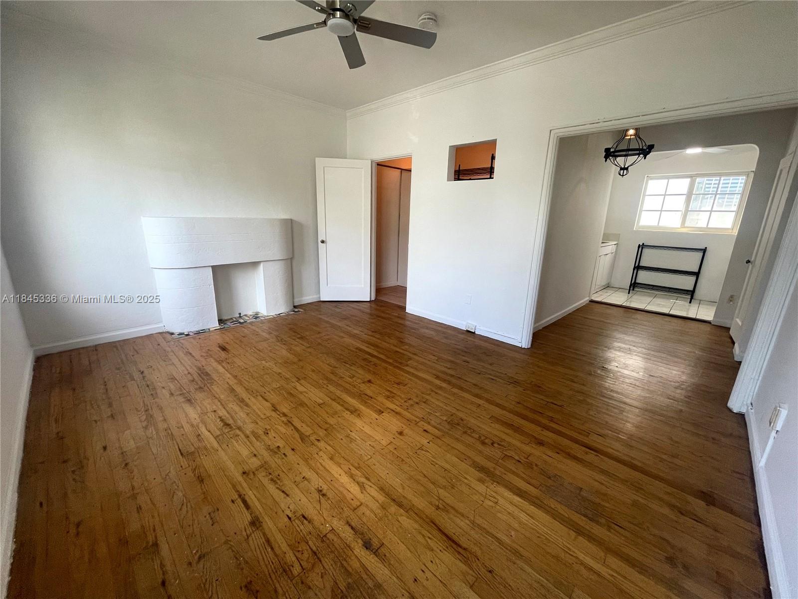 1619 Meridian Ave #8