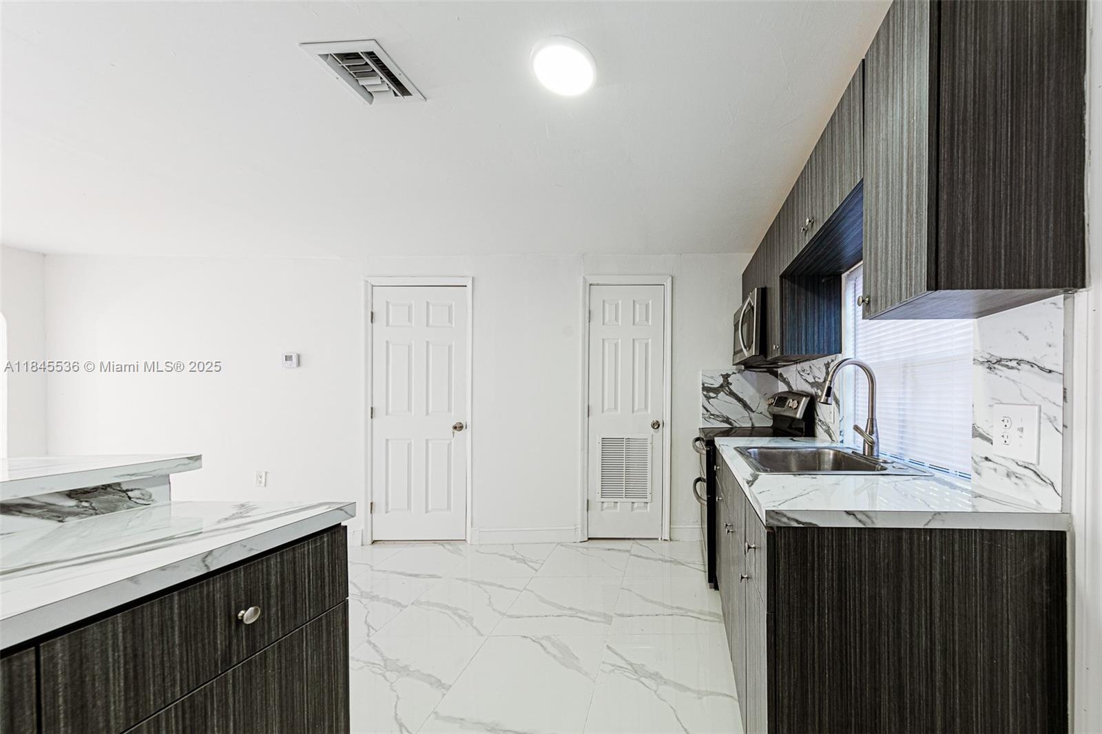 30 NW 62nd St