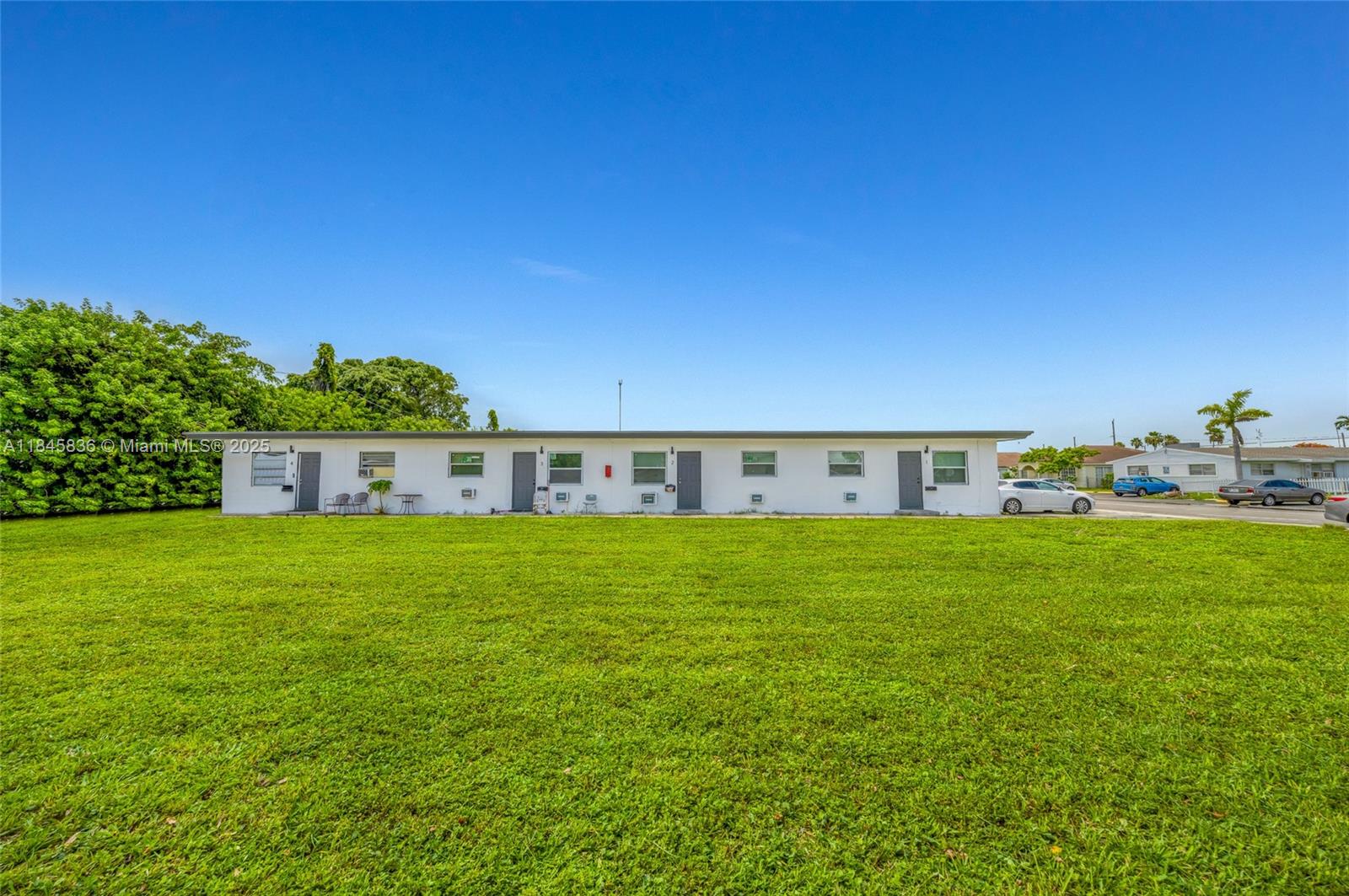 832 NW 10th St