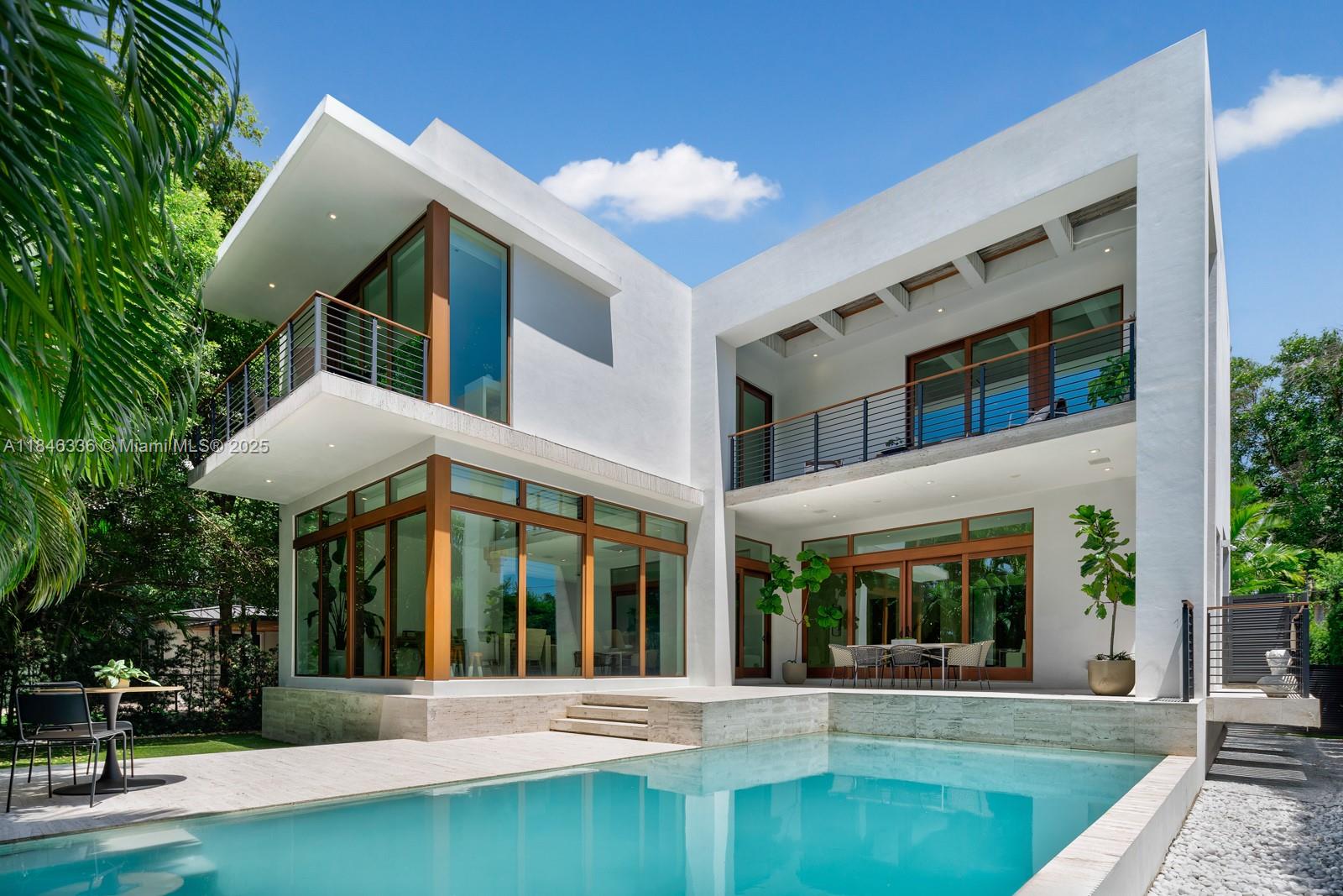 110 Venetian Way