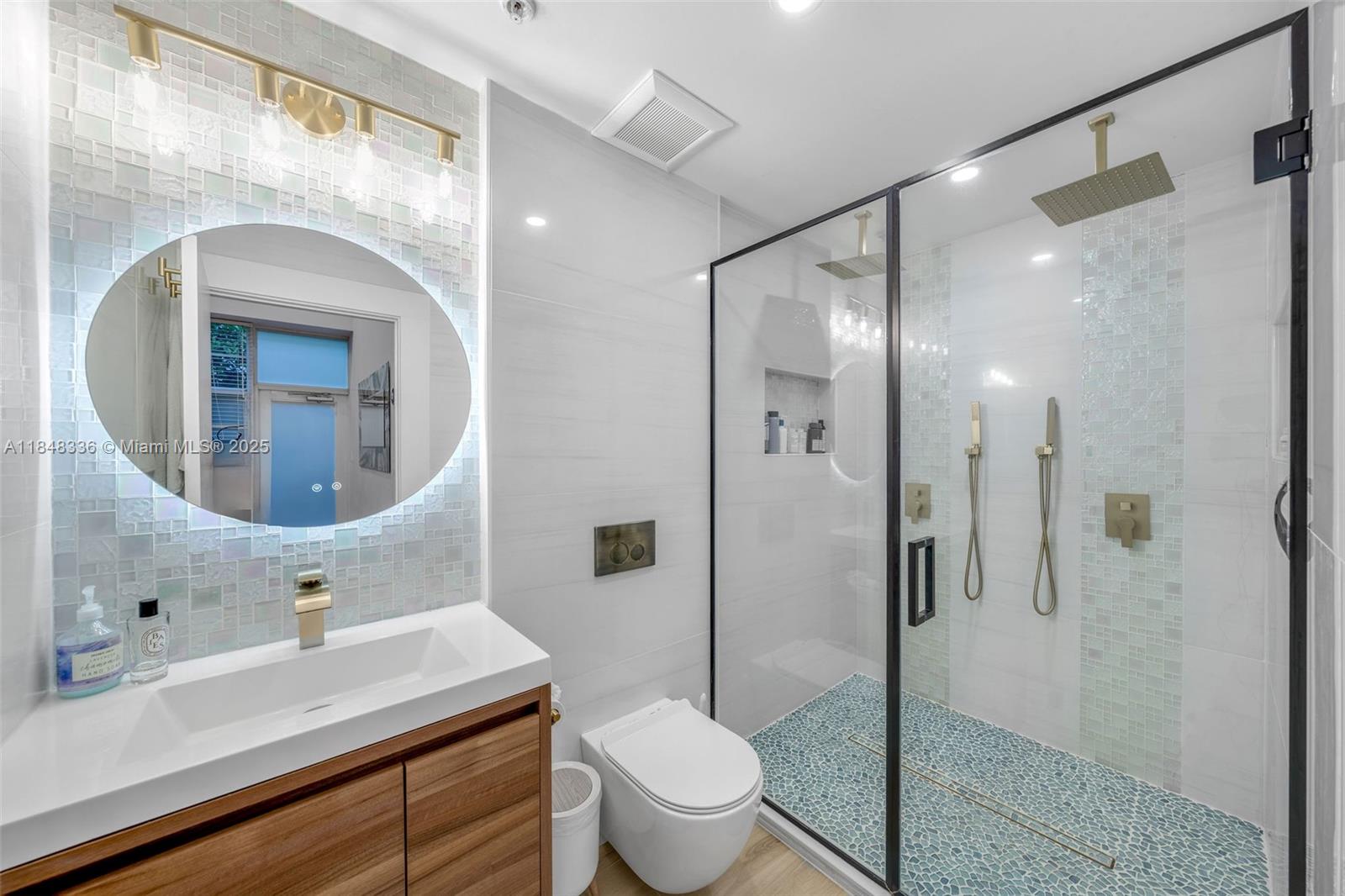 935 Euclid Ave #5 Miami Beach, FL 33139 935 Euclid Ave #5 Miami Beach, FL 33139