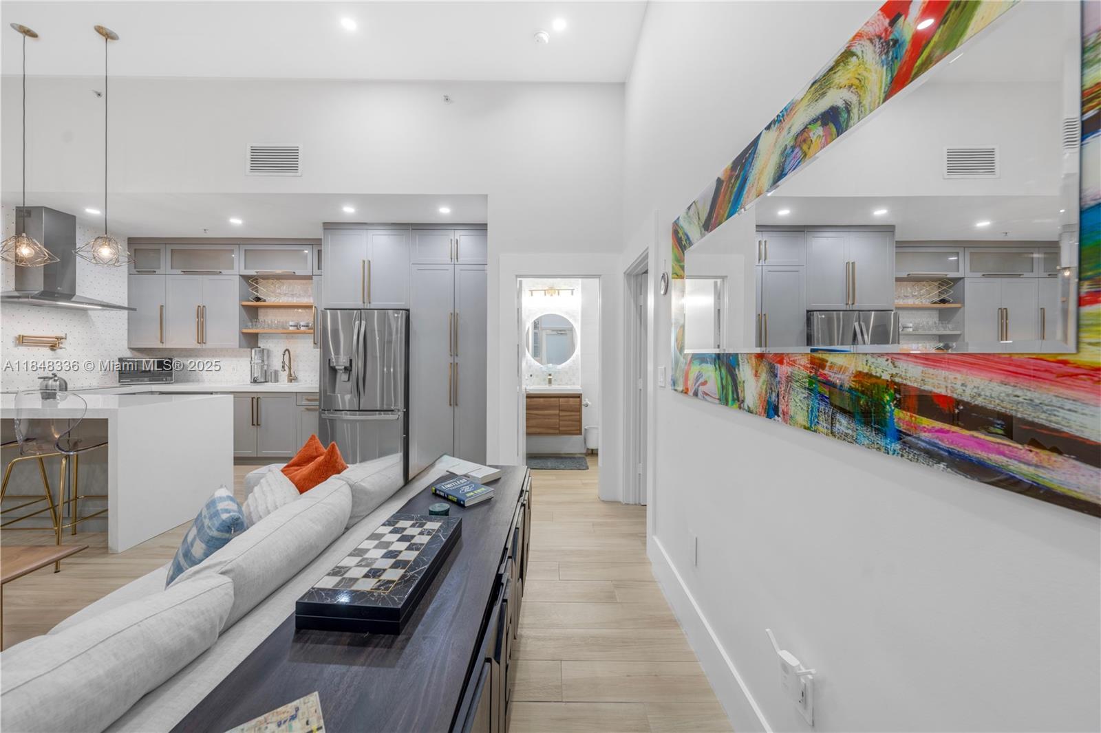935 Euclid Ave #5 Miami Beach, FL 33139 935 Euclid Ave #5 Miami Beach, FL 33139