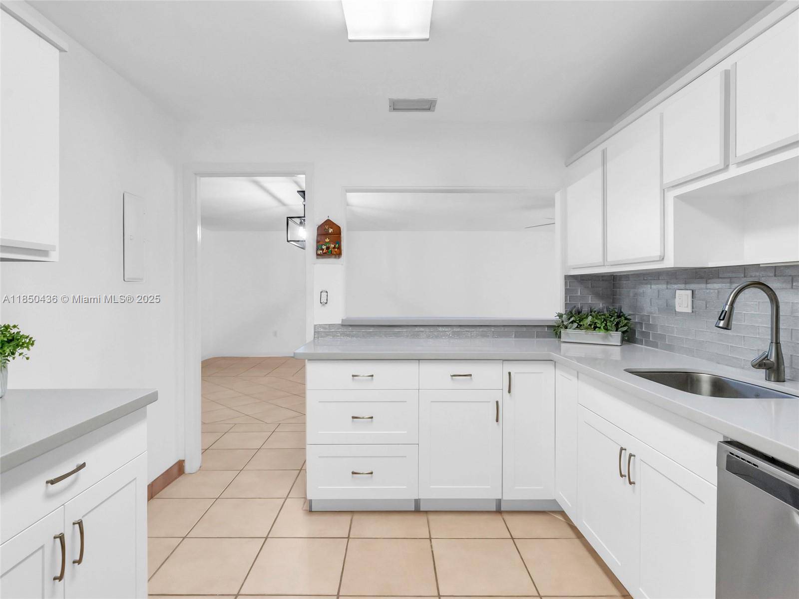 8102 SW 81st Ter