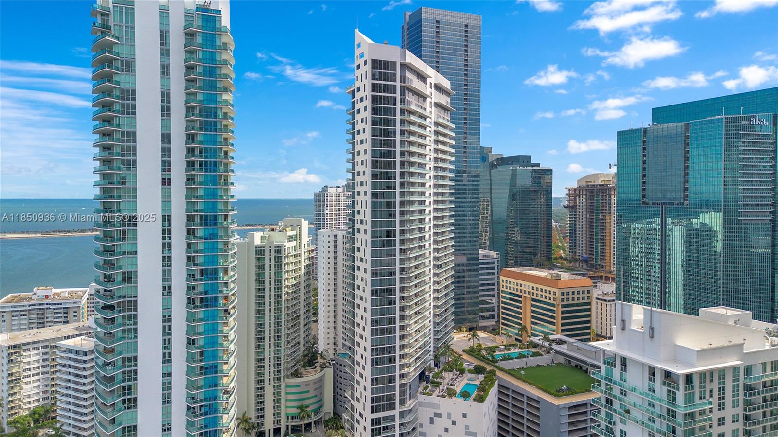 1300 Brickell Bay Dr #601