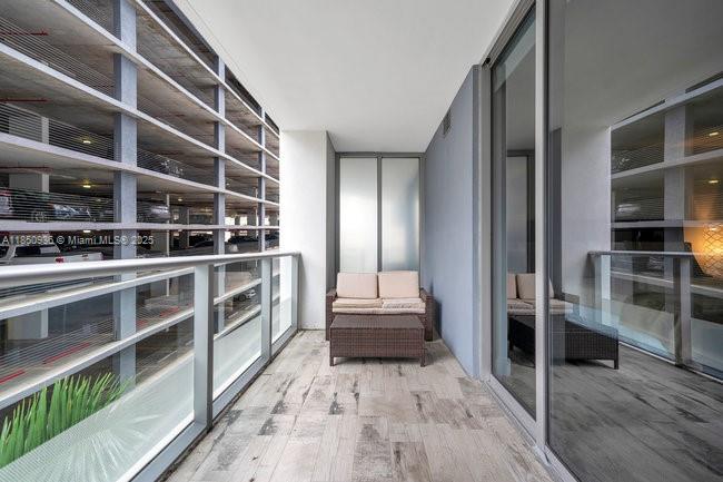 image Brickell House Condo36