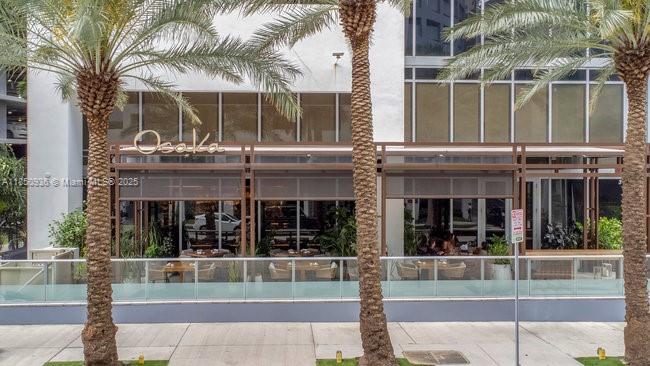 image Brickell House Condo41