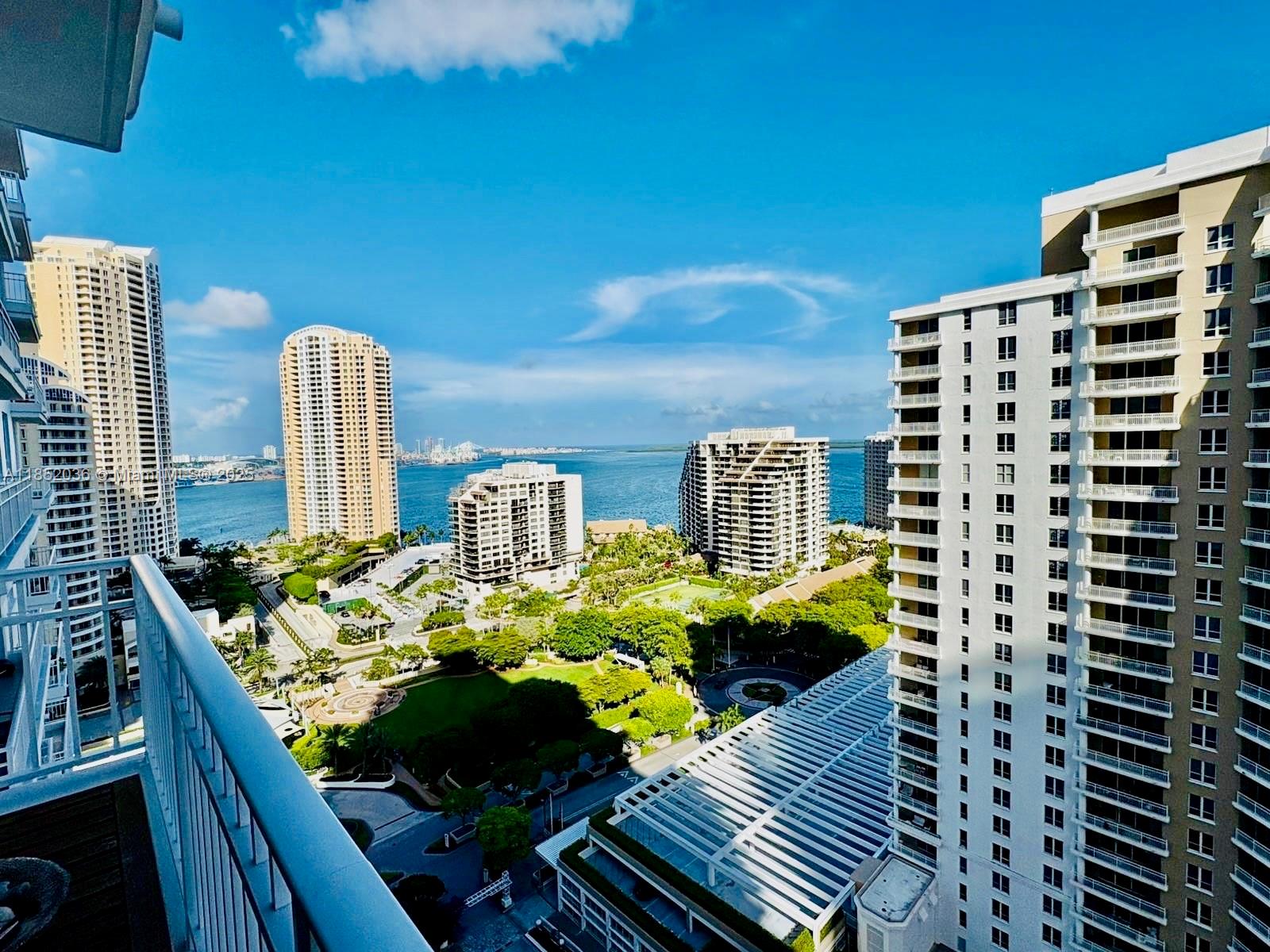 801 Brickell Key Blvd #2207