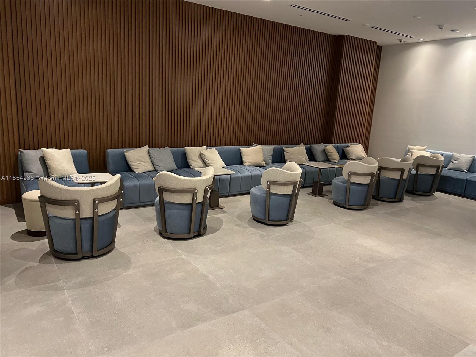 image Smart Brickell3