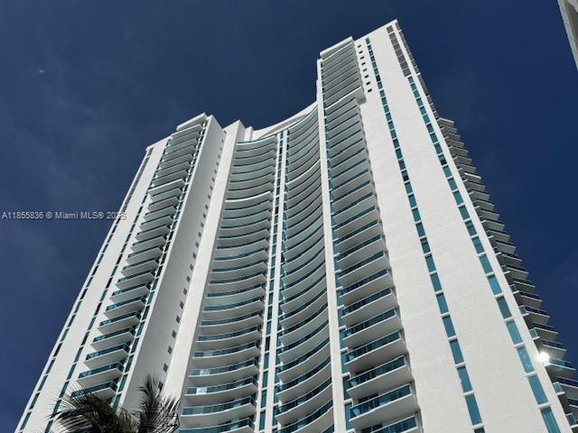 2711 S Ocean Dr #3404 Hollywood, FL 33019