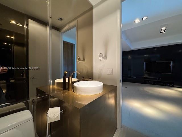 2711 S Ocean Dr #3404 Hollywood, FL 33019