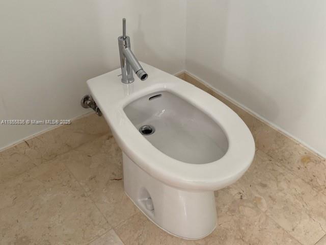 2711 S Ocean Dr #3404 Hollywood, FL 33019