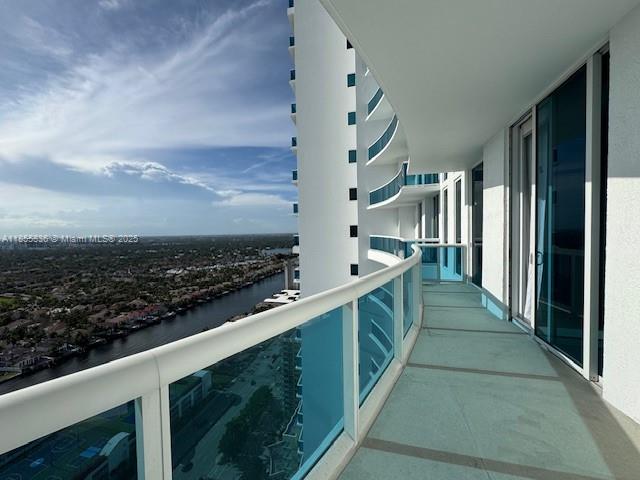 2711 S Ocean Dr #3404 Hollywood, FL 33019