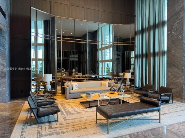 2711 S Ocean Dr #3404 Hollywood, FL 33019