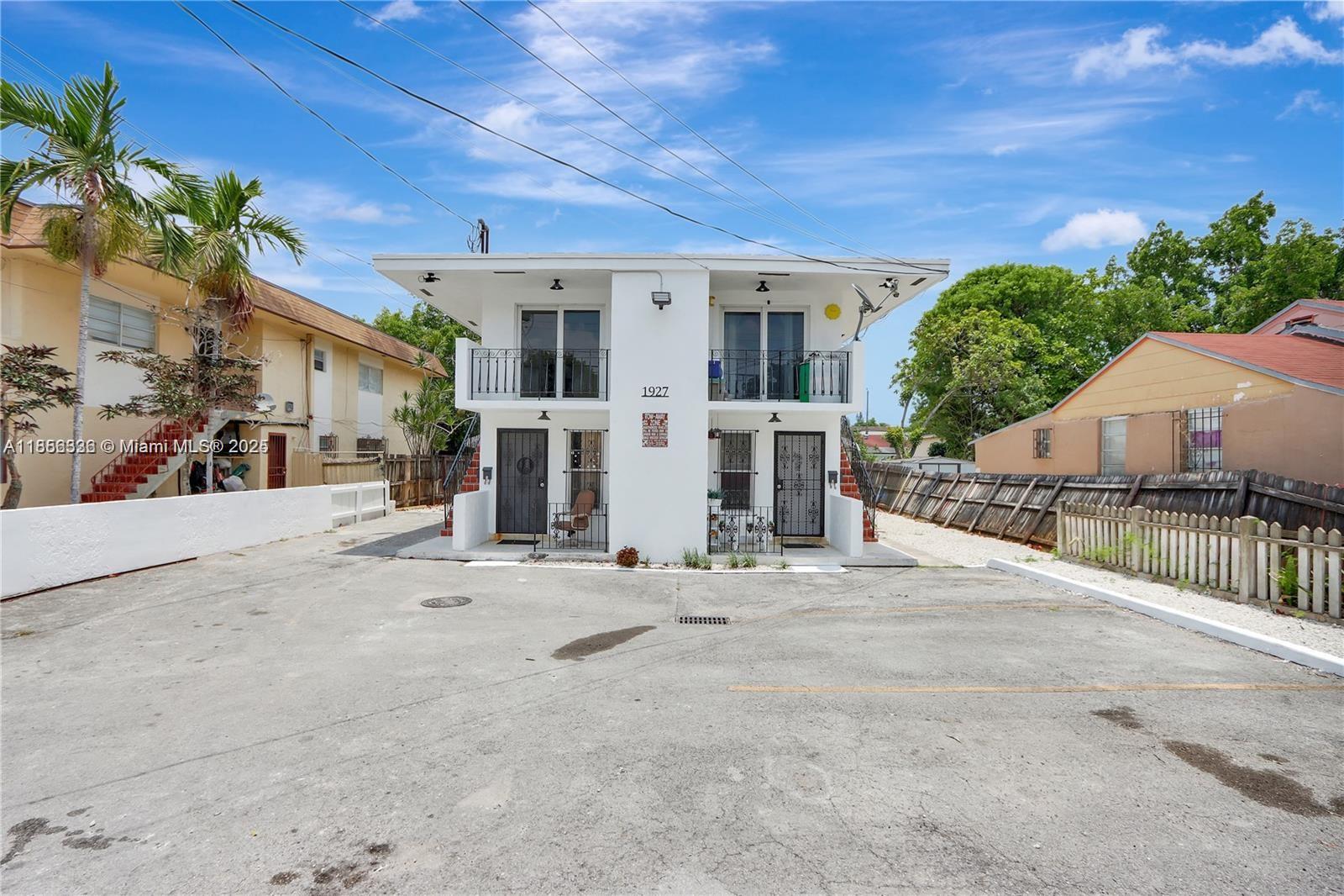 1927 NW 20th Ave #3