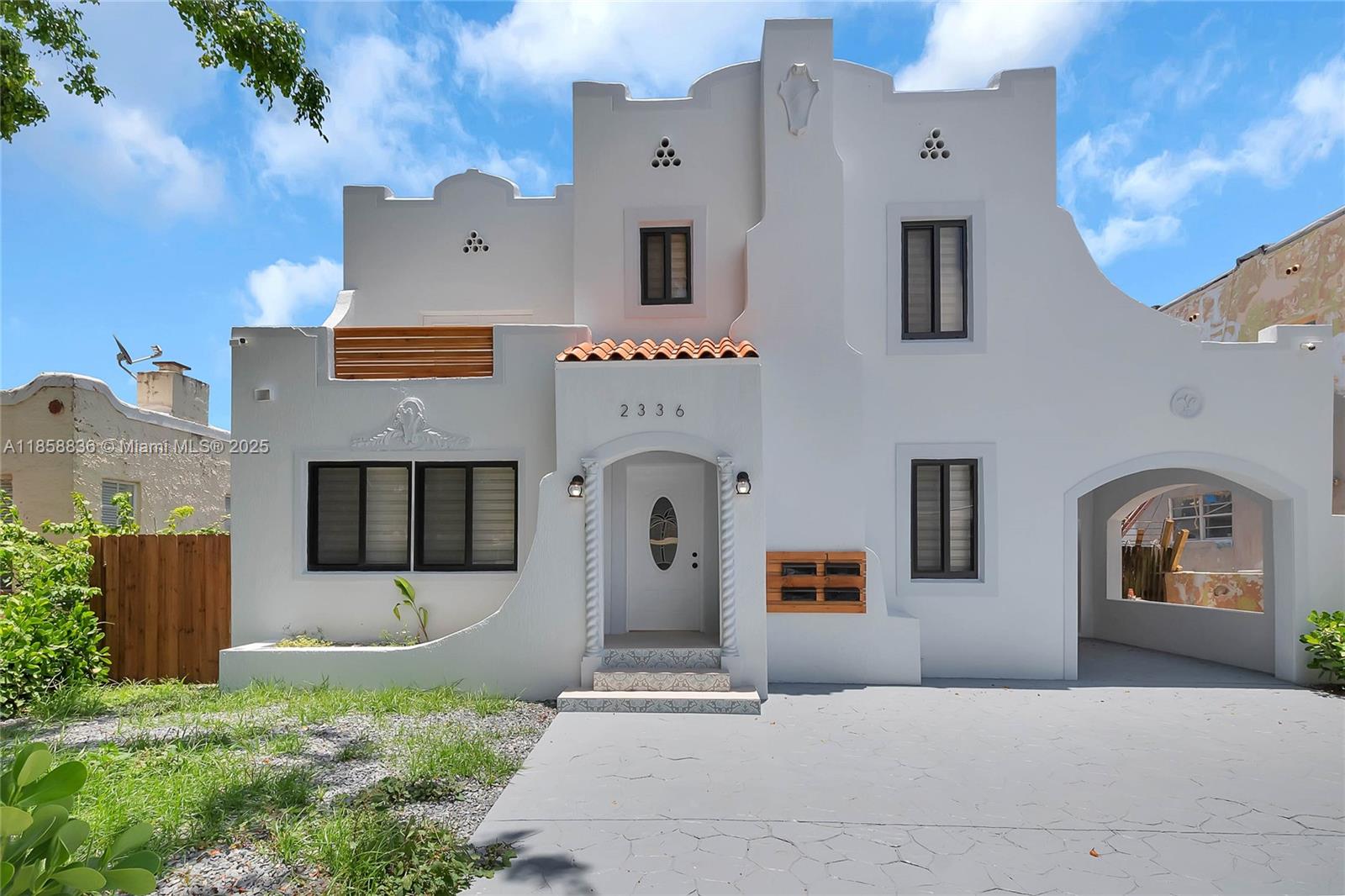 2336 SW 17th St