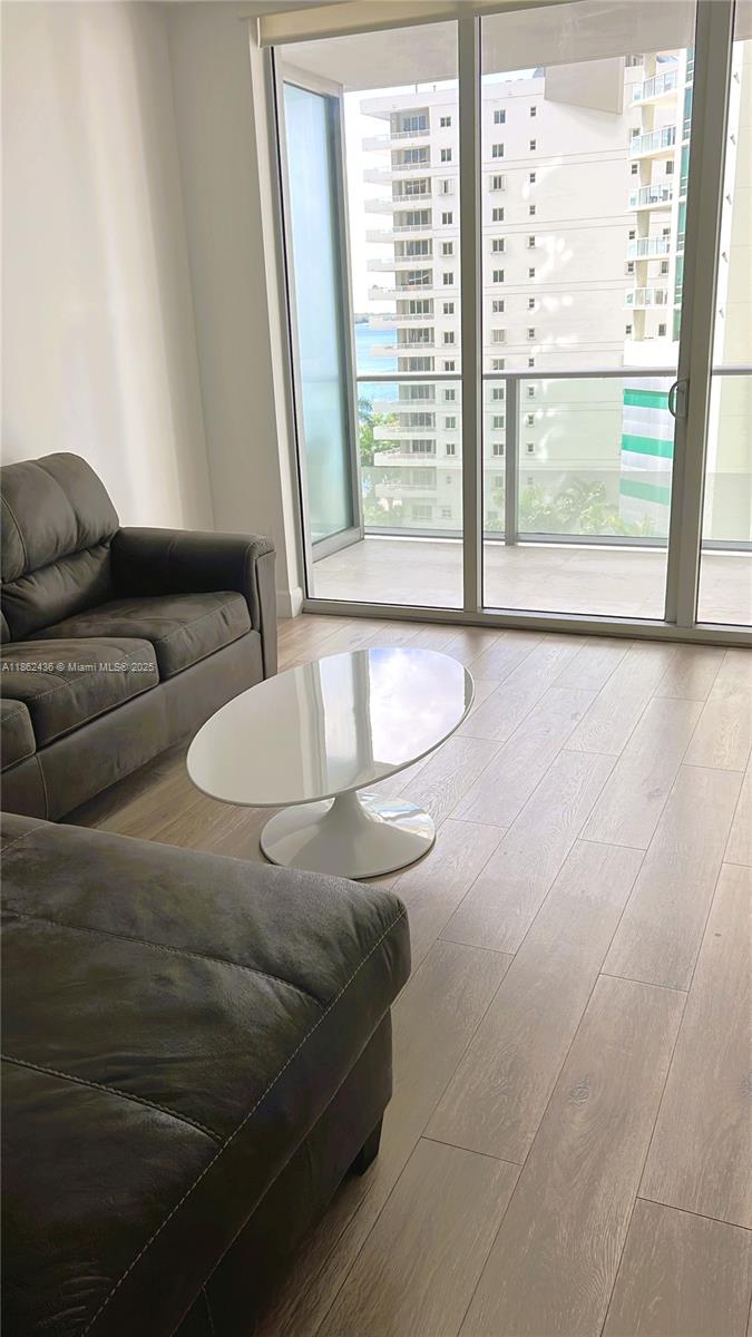 image Brickellhouse Condo16
