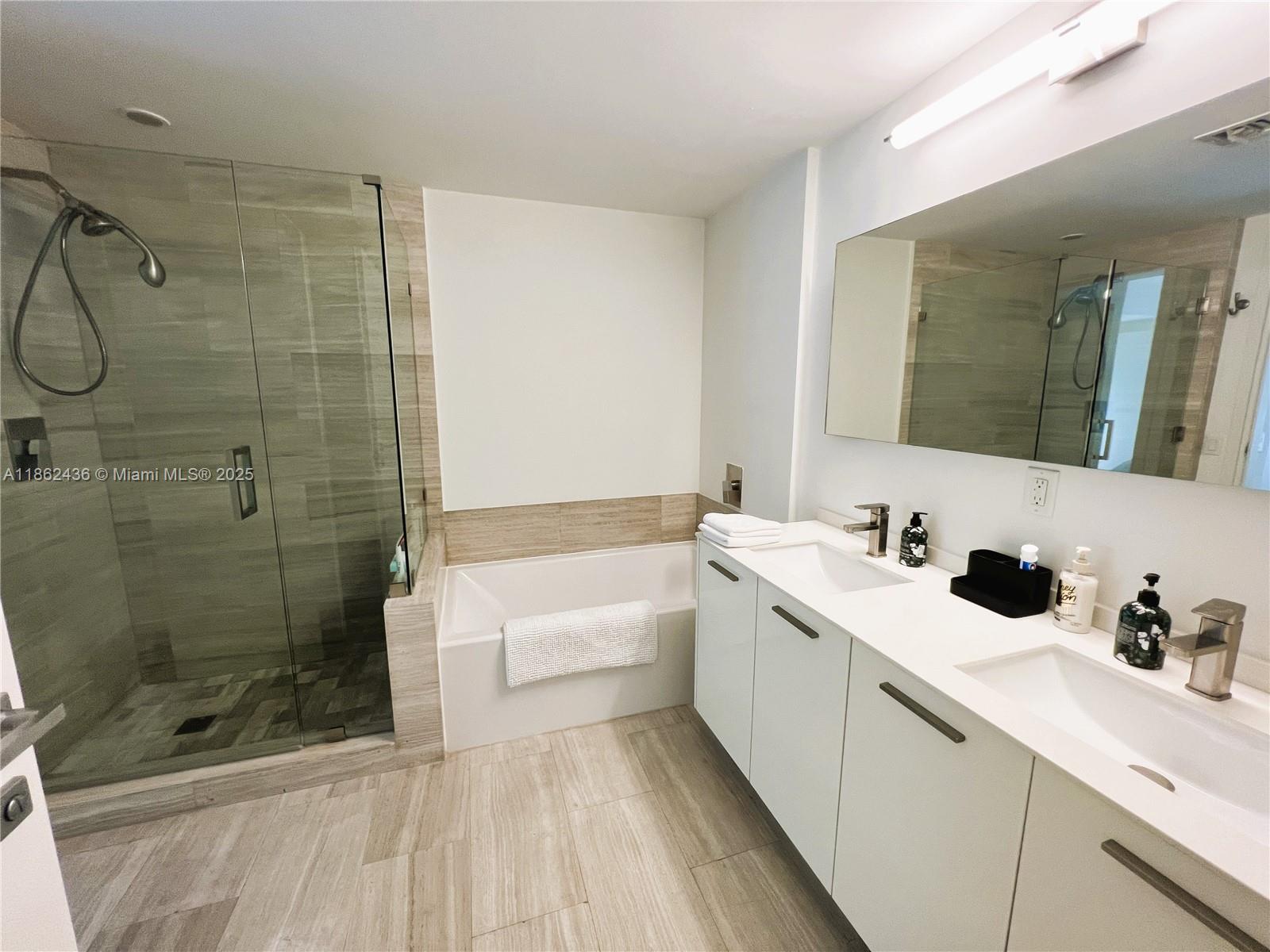 image Brickellhouse Condo26
