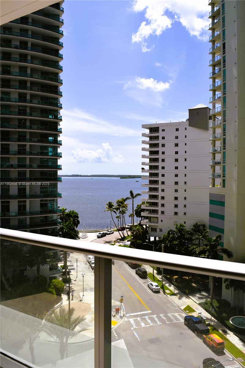 image Brickellhouse Condo2