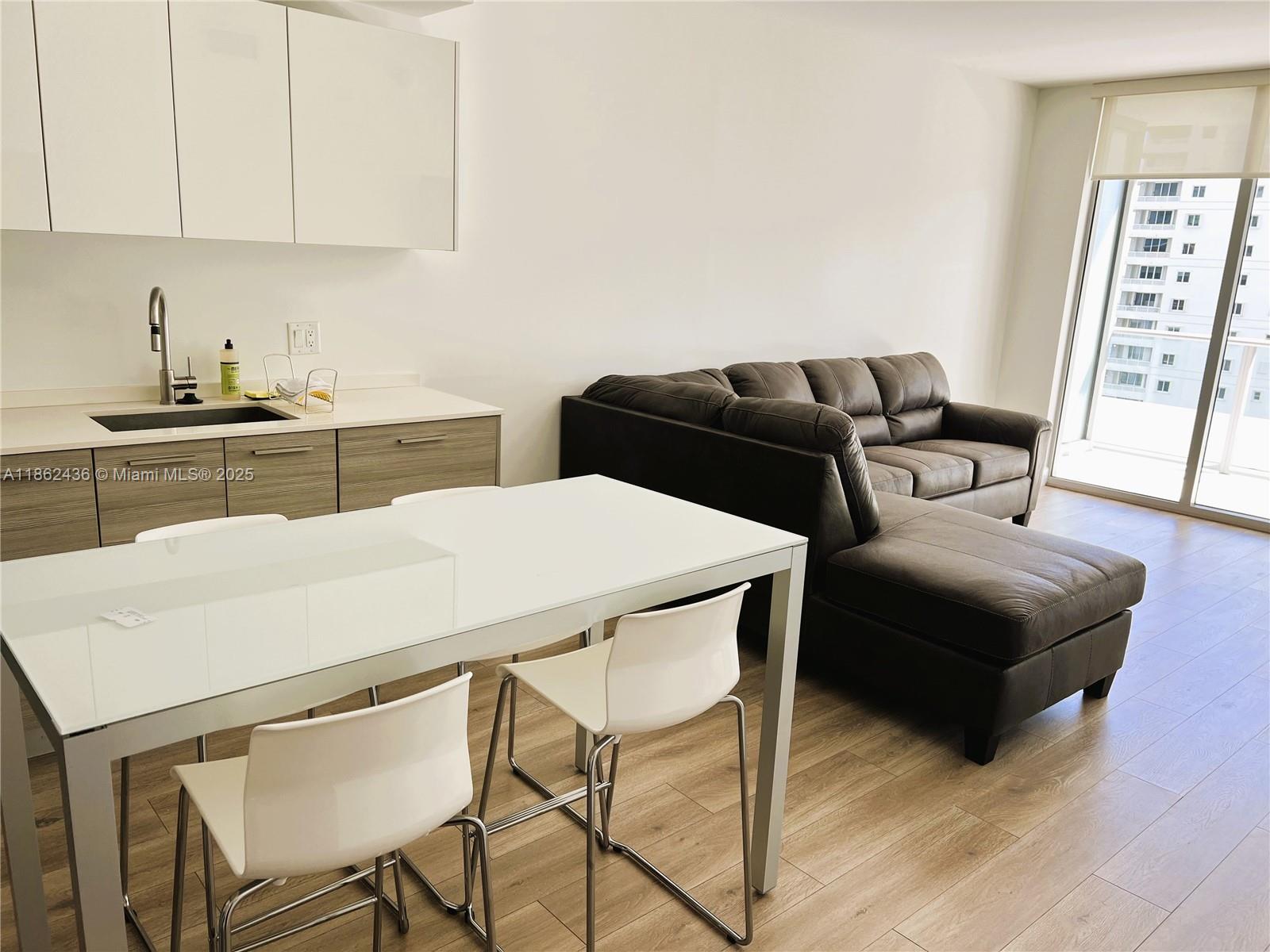 image Brickellhouse Condo6