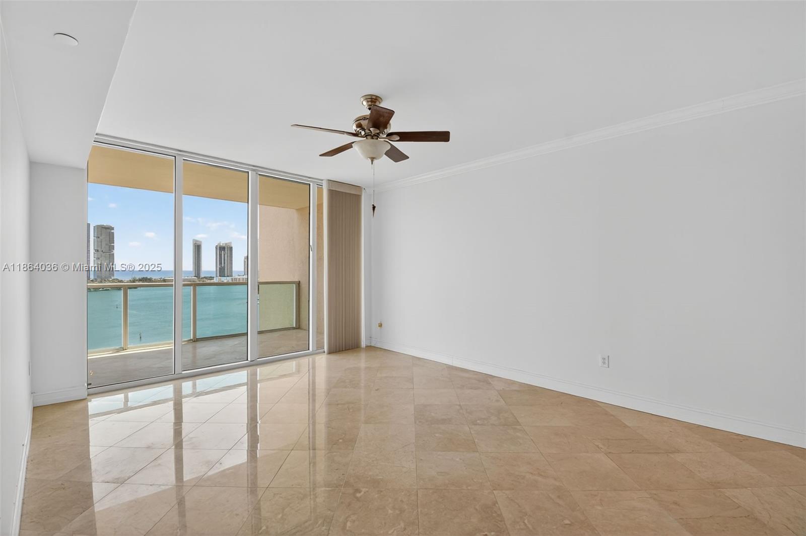 image Aventura Marina Two10