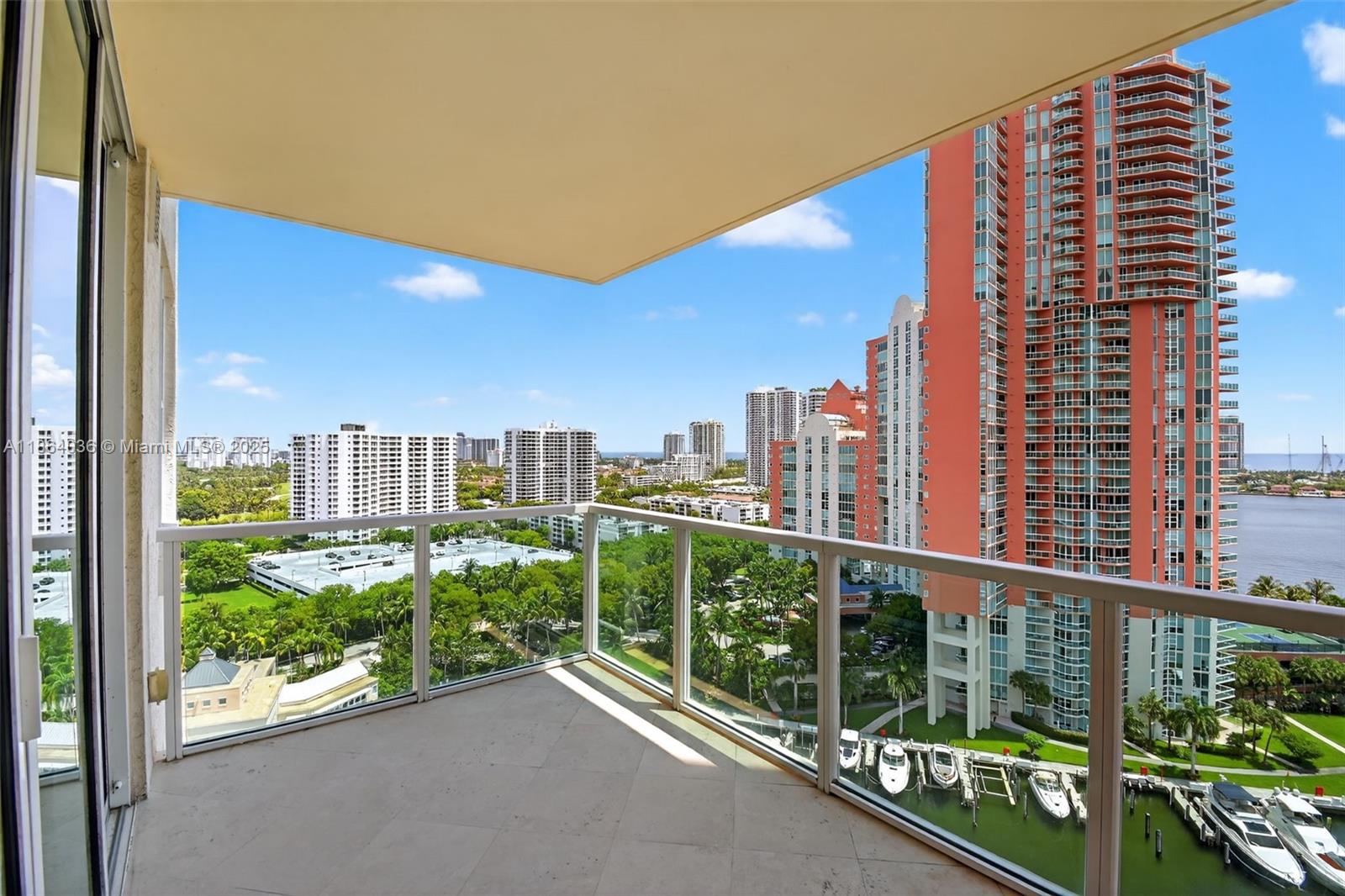 image Aventura Marina Two12