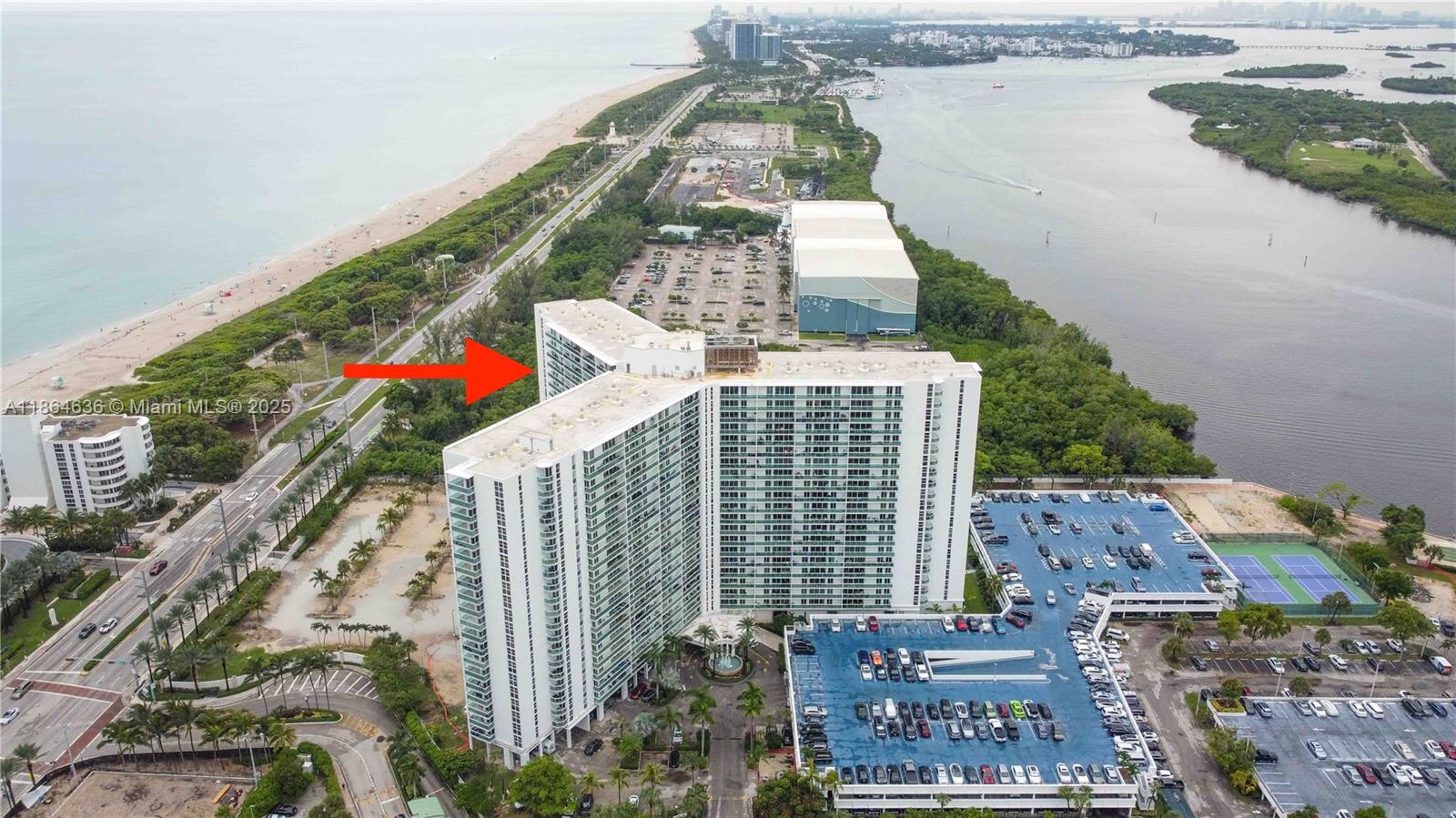 100 Bayview Dr #2014
