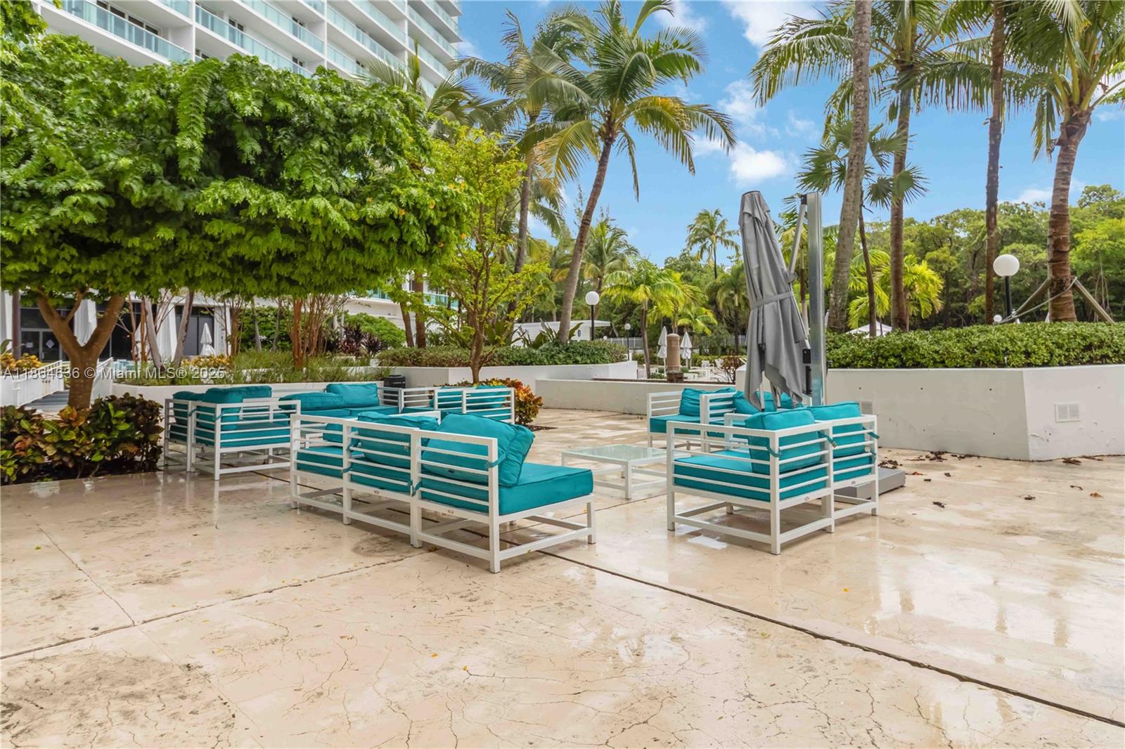 image Arlen House East32