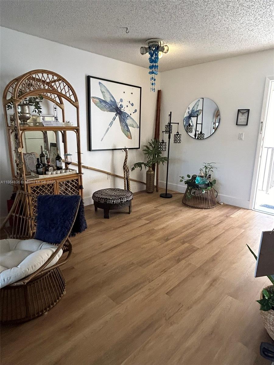 8261 SW 128th St #206 Pinecrest, FL 33156