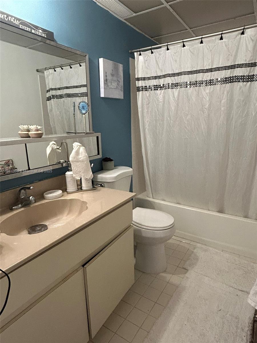 8261 SW 128th St #206 Pinecrest, FL 33156