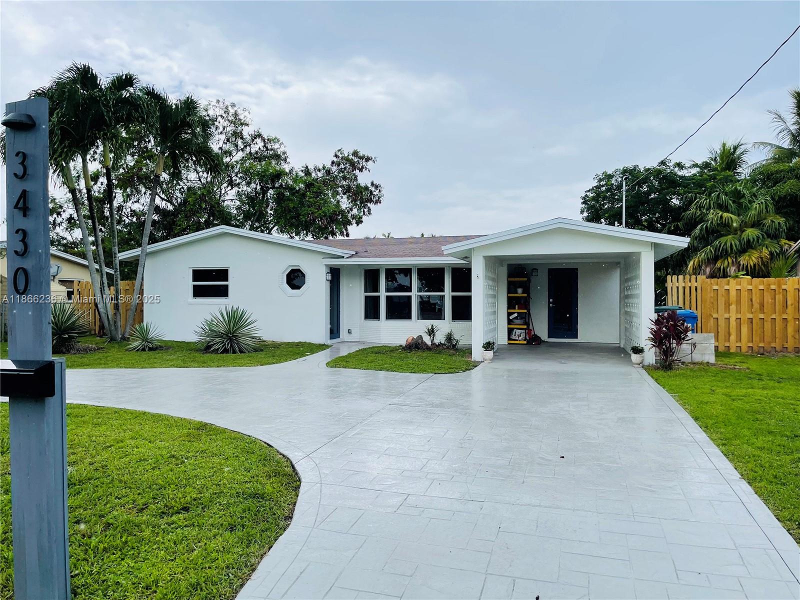 3430 NW 21st Ave