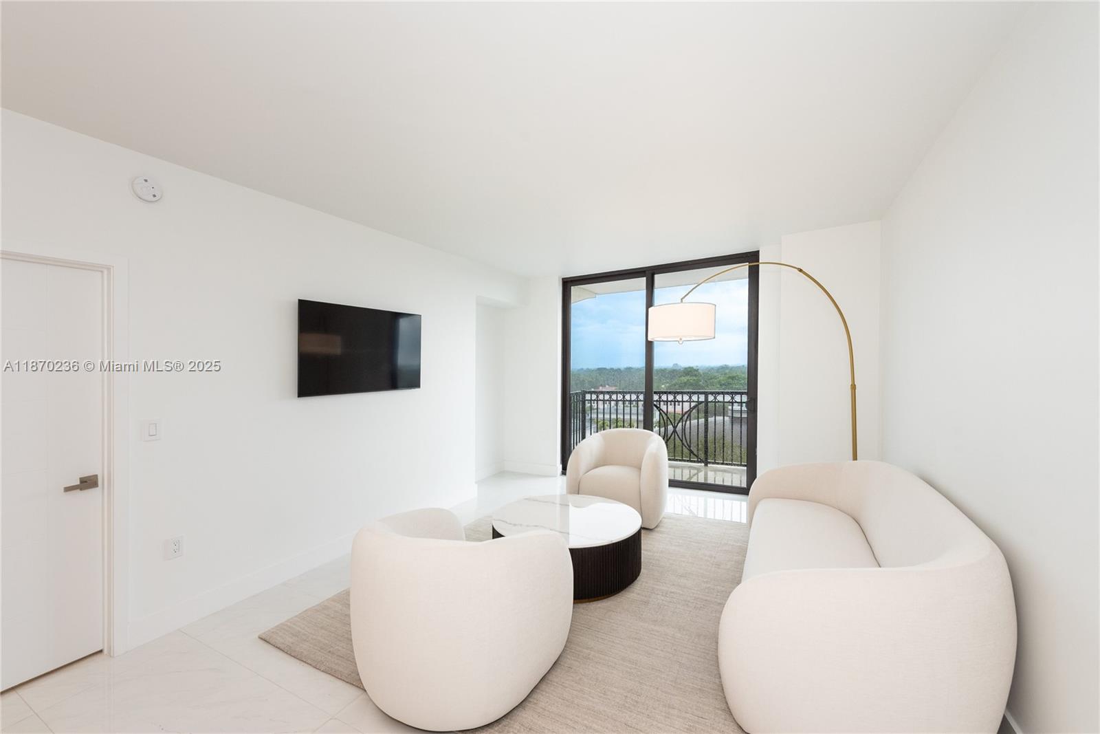 301 Altara Ave #619