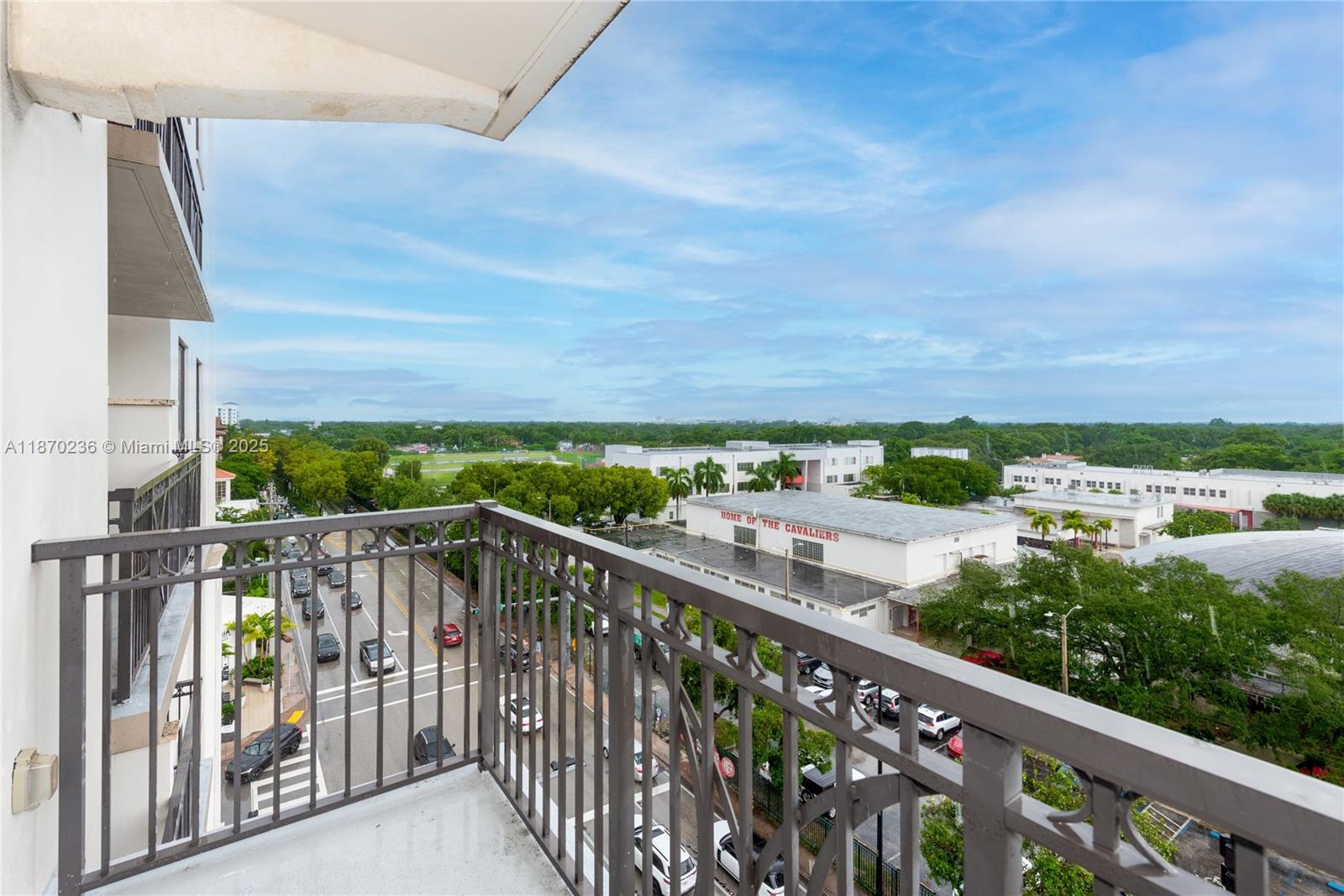image Merric Manor Condominium3