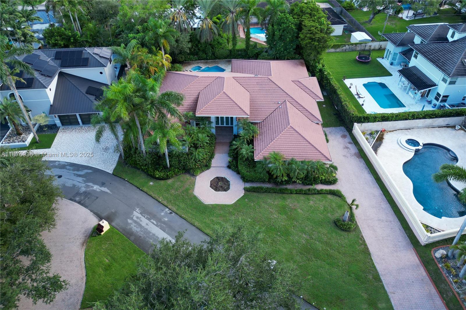 7440 SW 170th Ter Palmetto Bay, FL 33157