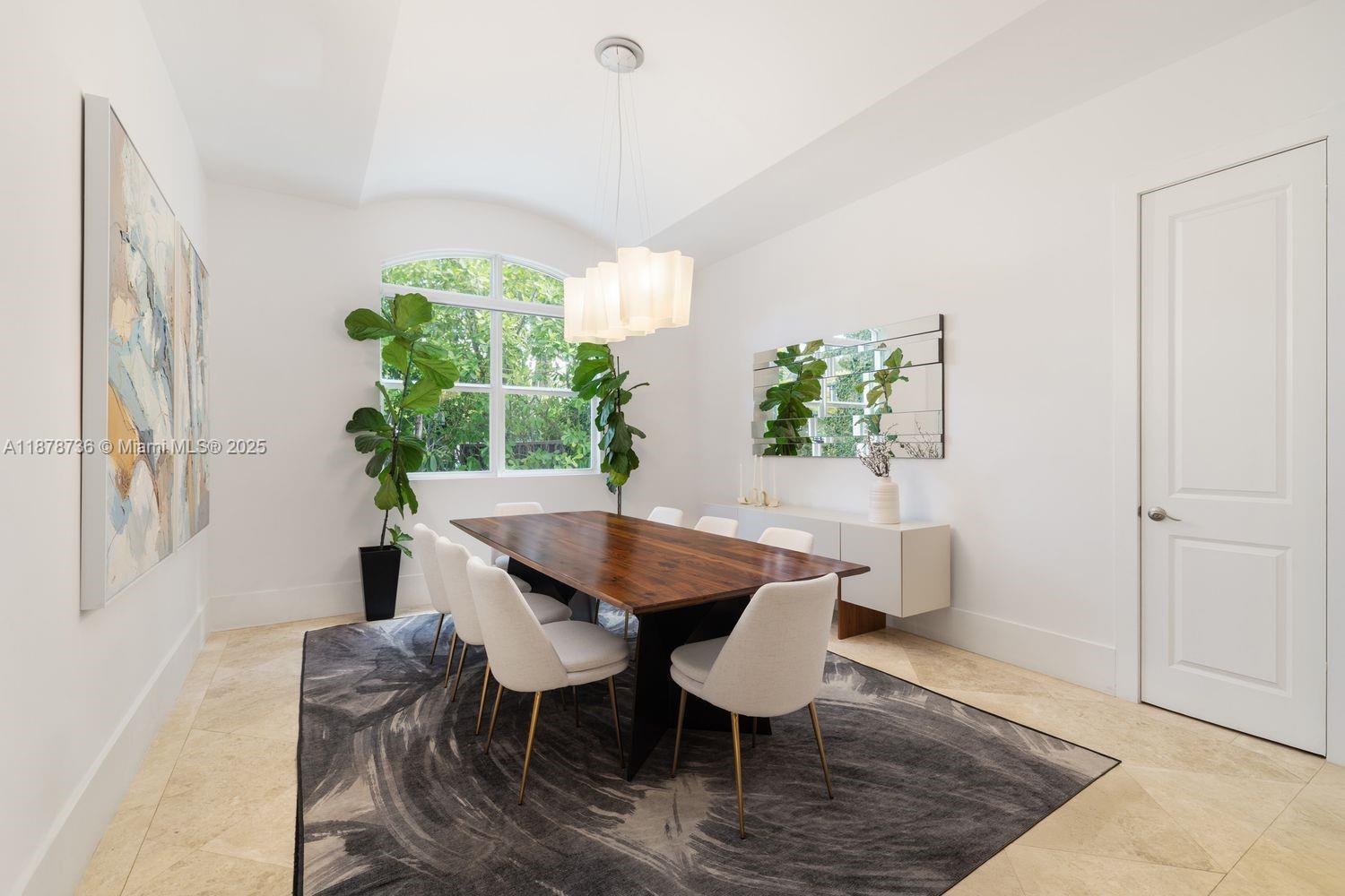 1866 Tigertail Ave Miami, FL 33133