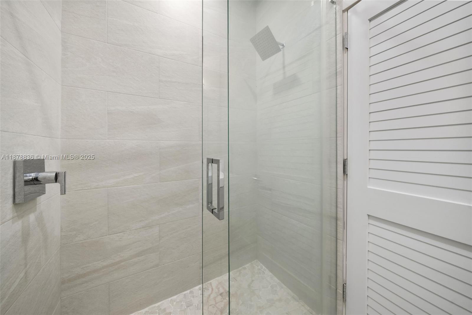 865 W 47th St Miami Beach, FL 33140