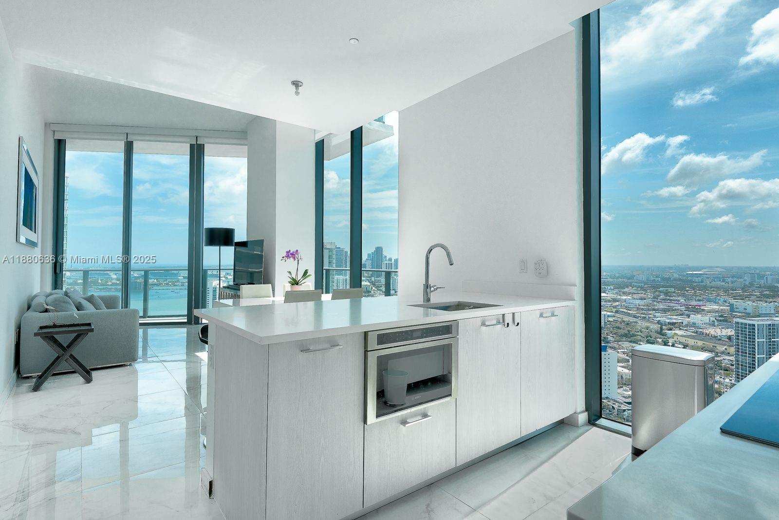 image Paraiso Bayviews2