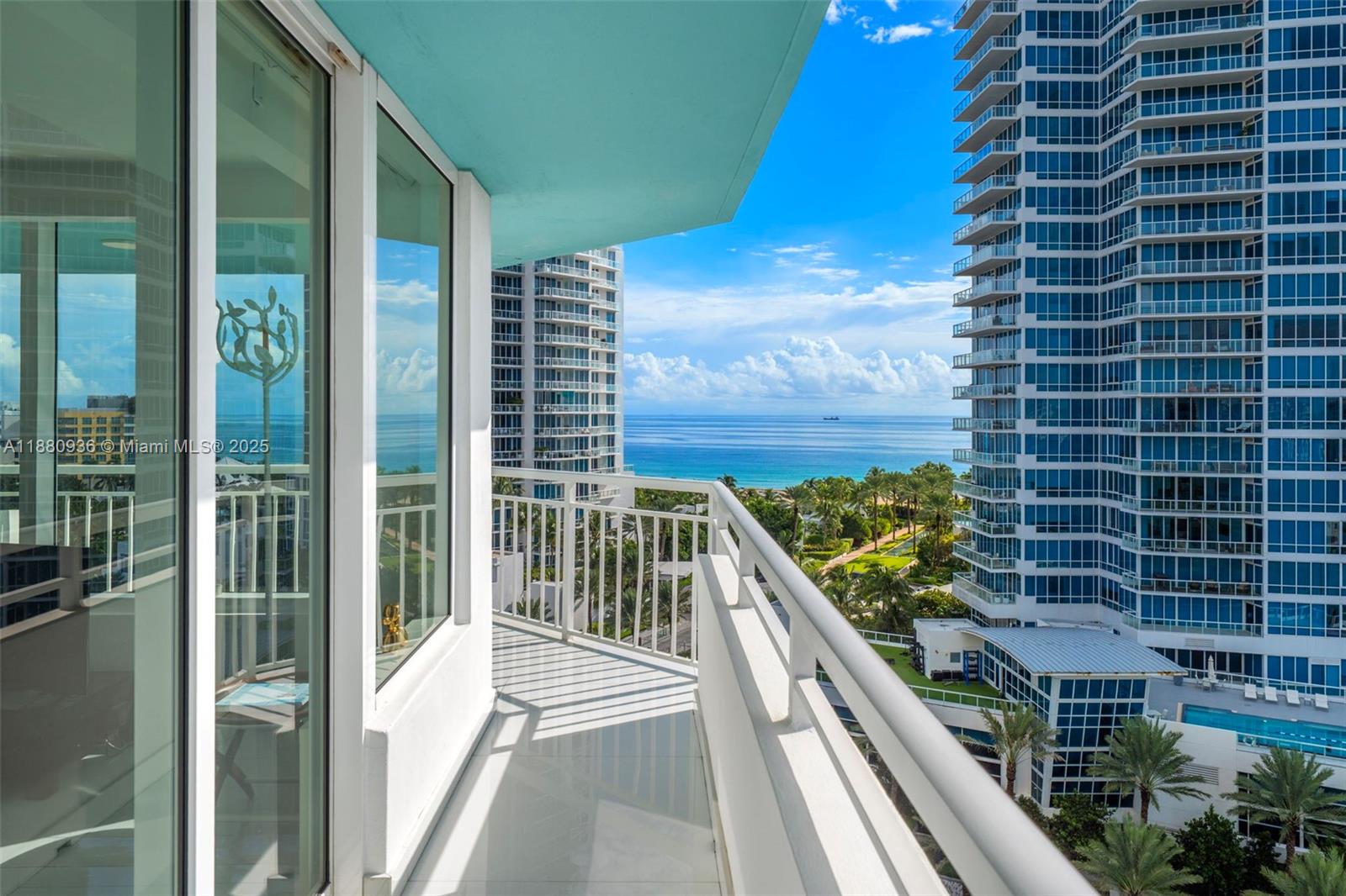 image South Pointe Towers Condo24
