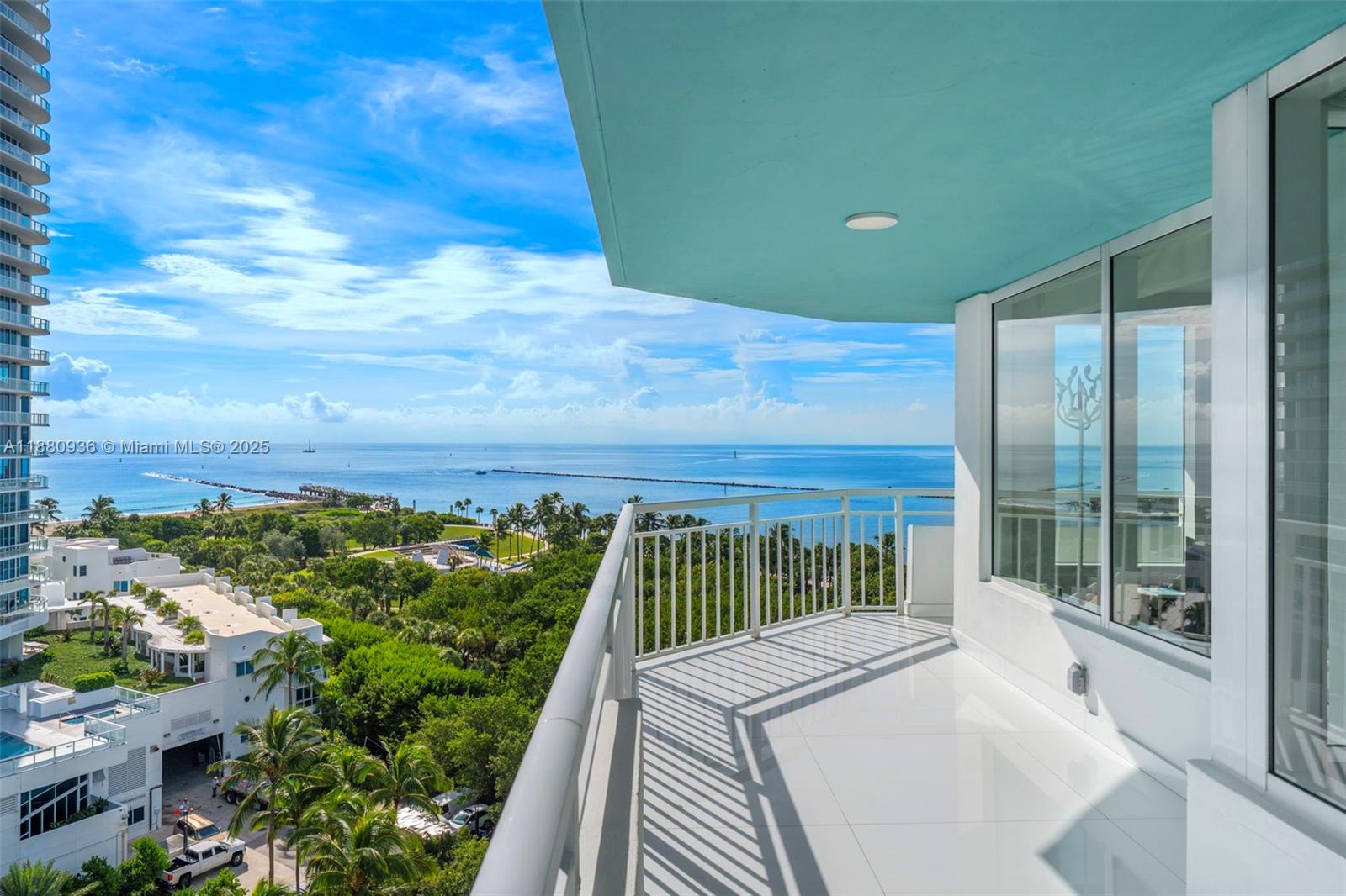 image South Pointe Towers Condo26