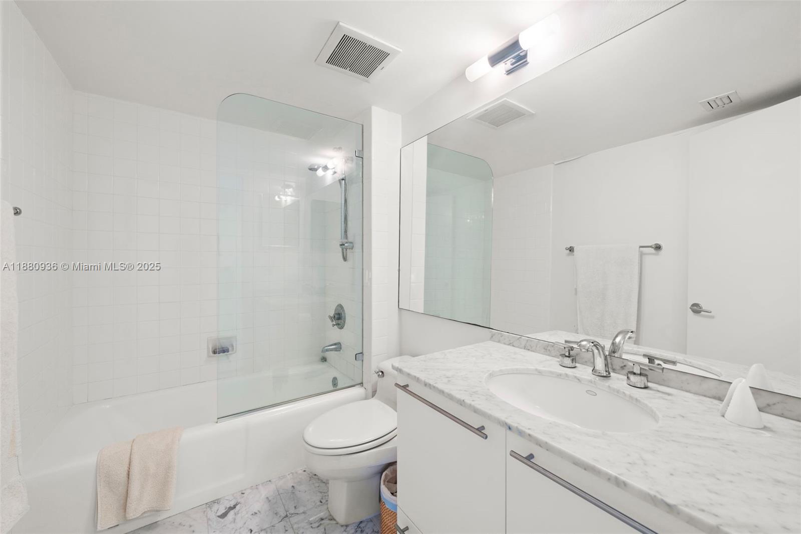 image South Pointe Towers Condo31